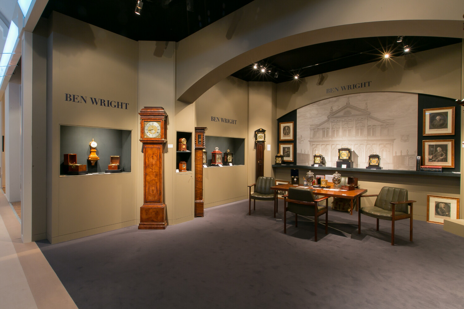 Ben Wright stand Masterpiece 2014-103.jpg